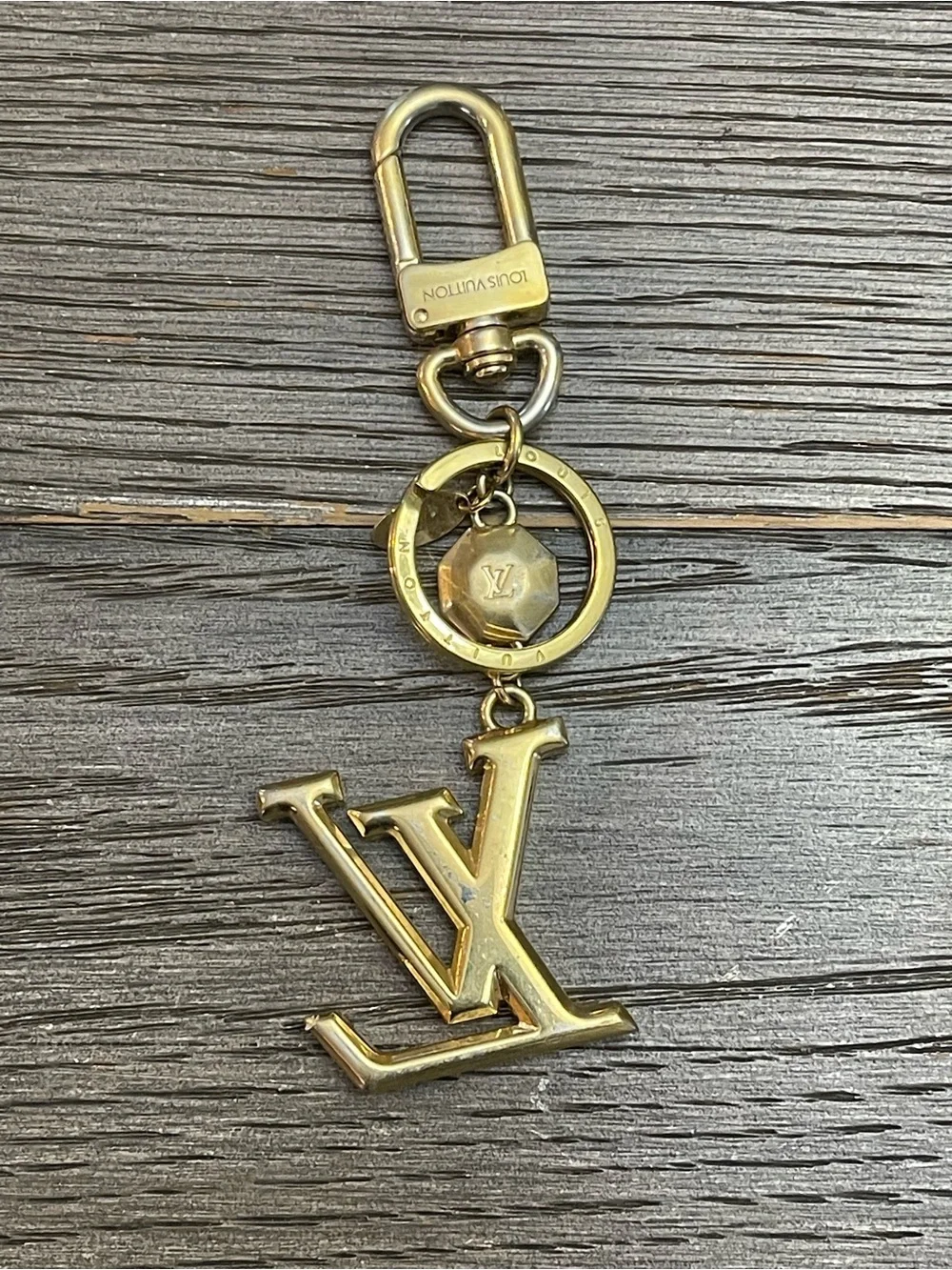 Louis Vuitton Gold Tone Facettes Bag Charm
